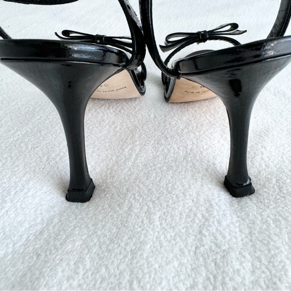 Manolo Blahnik Black Bow Sandals 34.5 - Picture 5 of 7